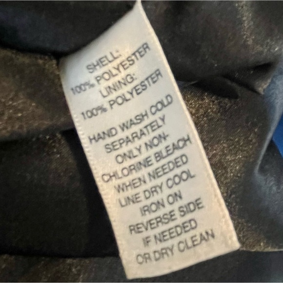 White House Black Market Sequin Skirt - Picture 10 of 15